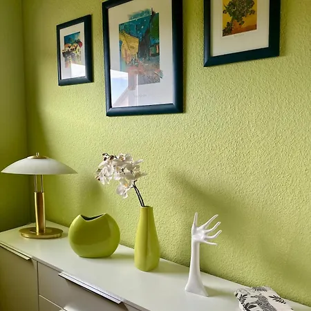 דירה In For Short & Long